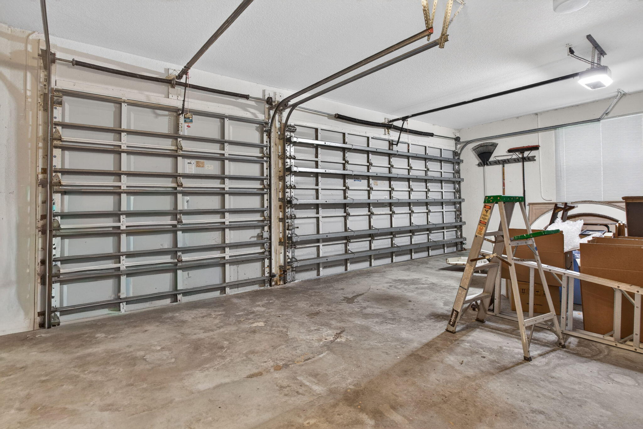 MEADOW RUN WEST - Residential Lease