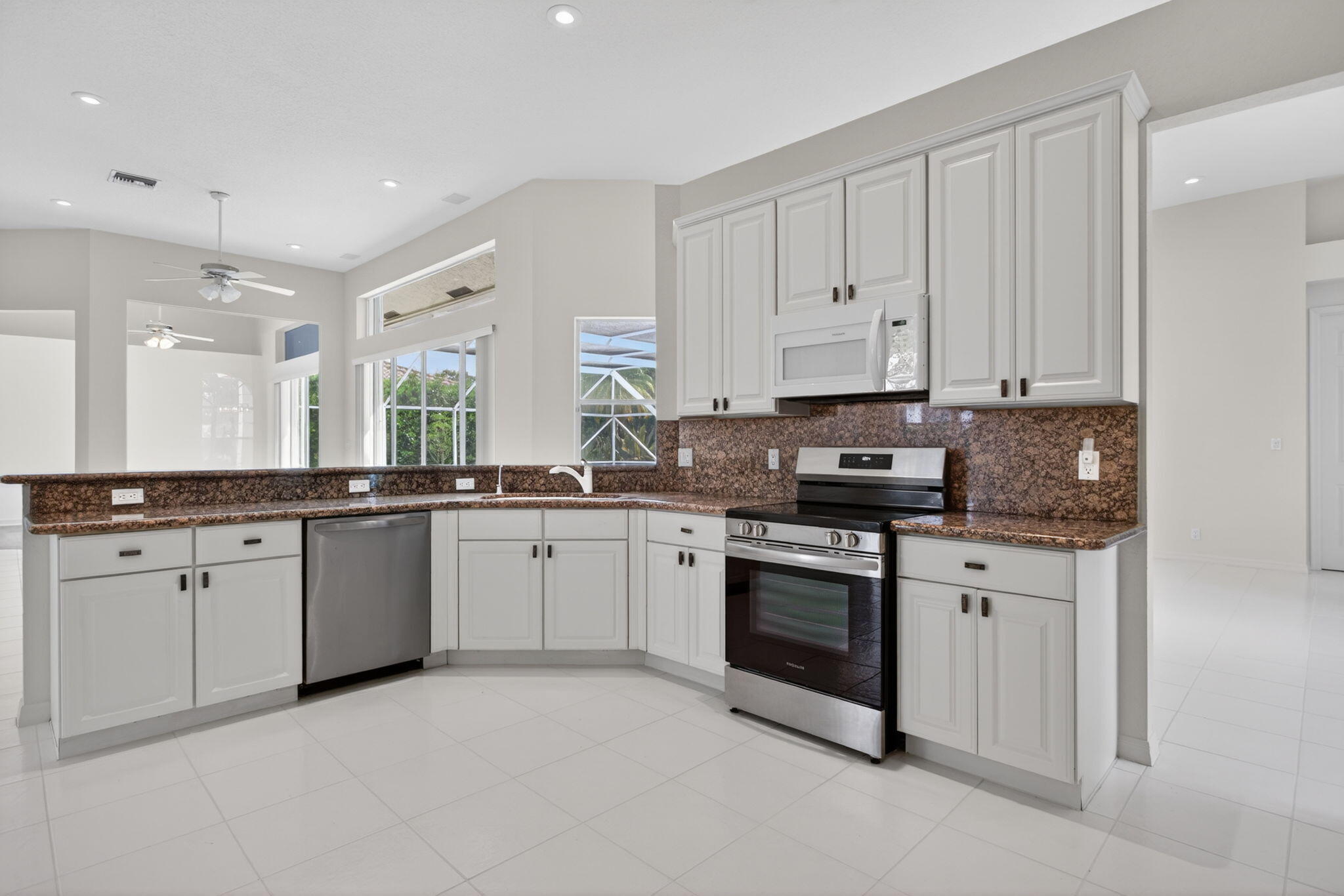 MEADOW RUN WEST - Residential Lease