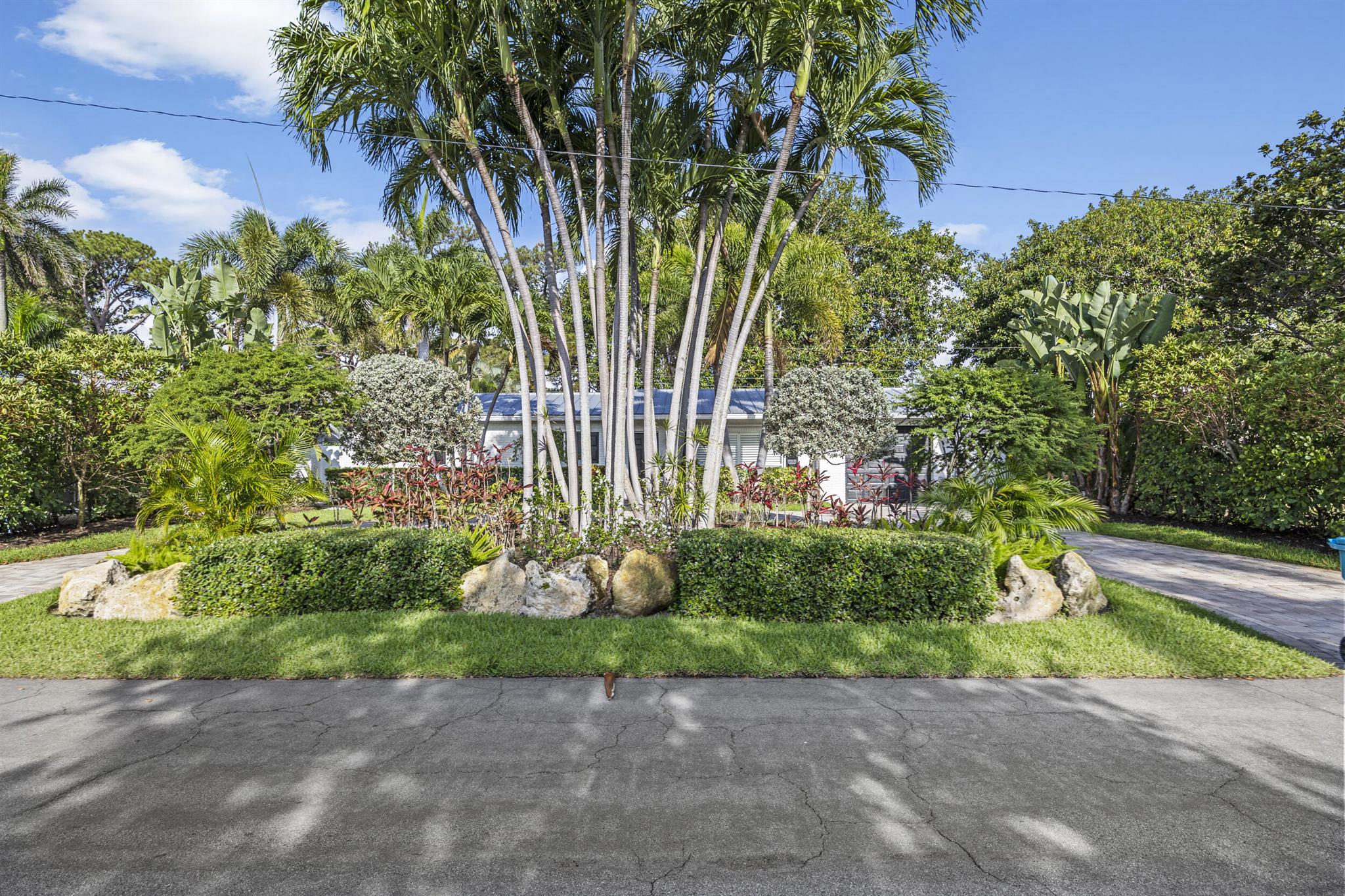 2639 SW 8th Street