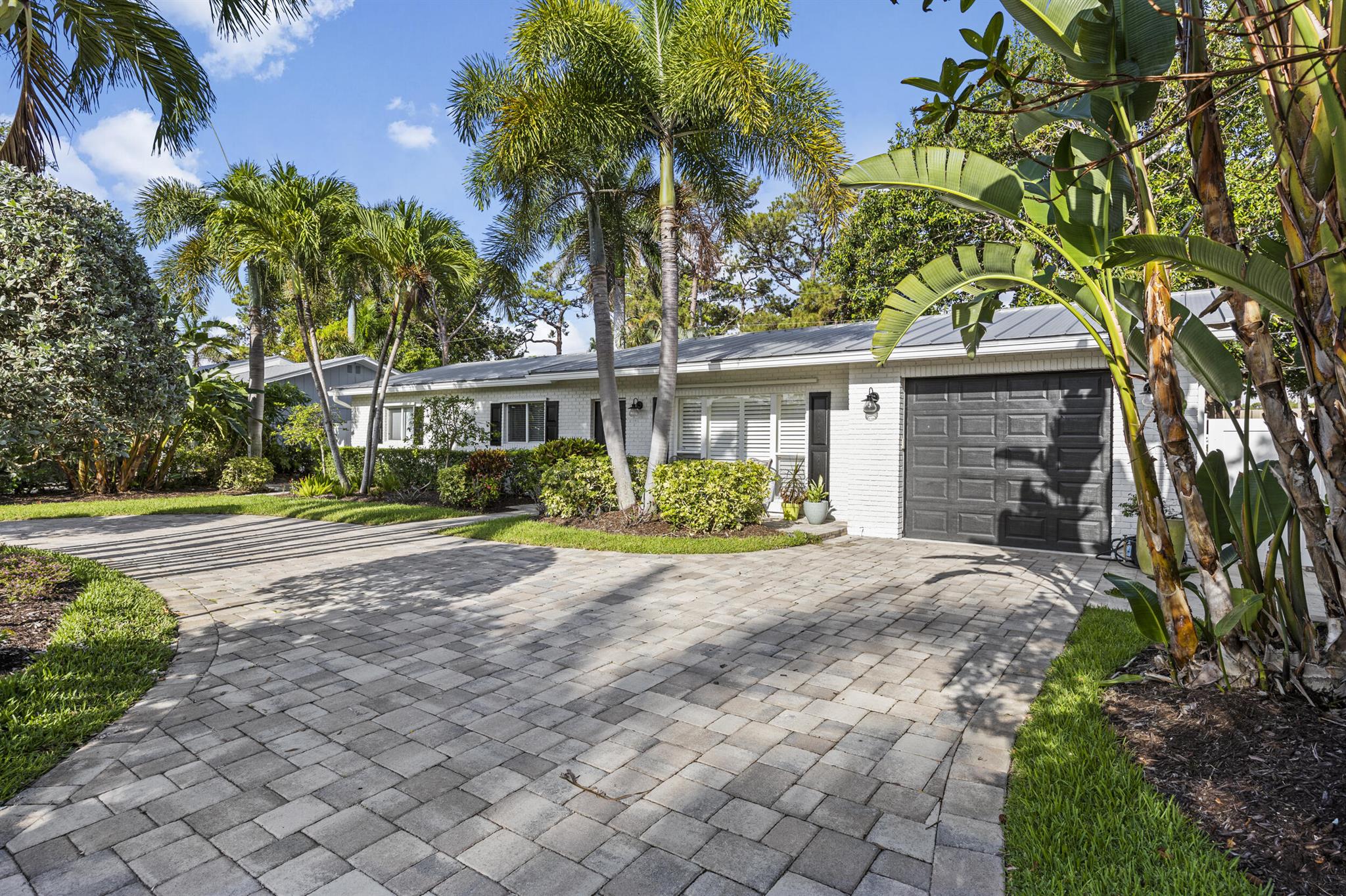 2639 SW 8th Street
