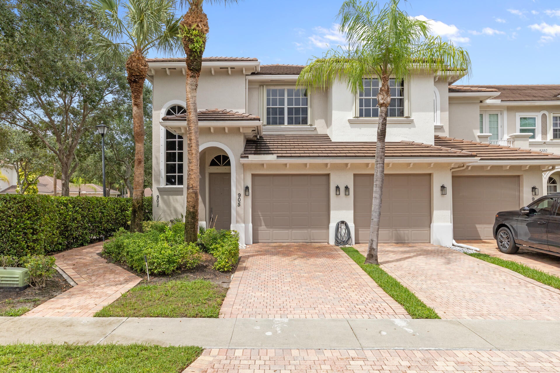 6380 BELLA Circle 905