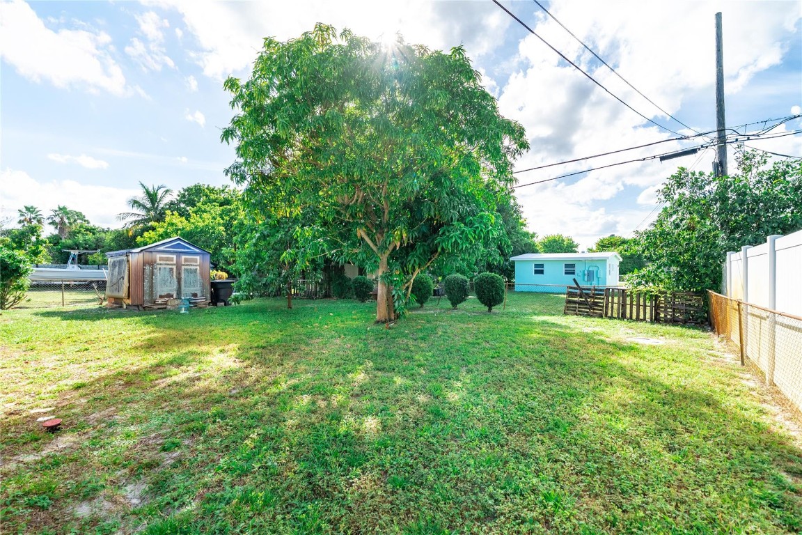 Lauderdale Manors Amd - Residential