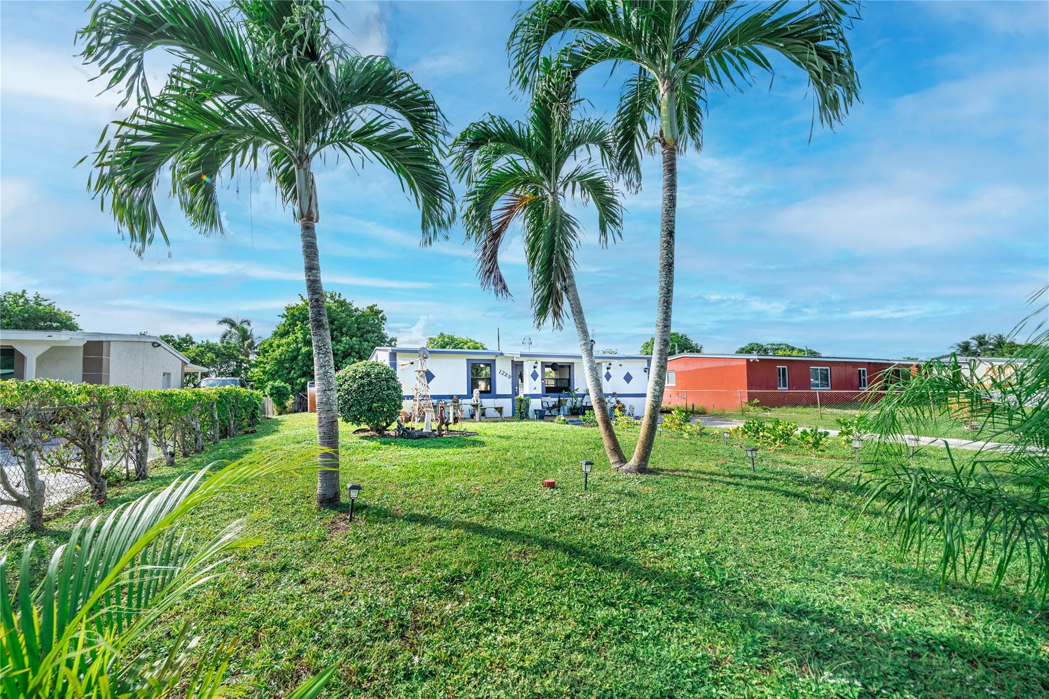 Lauderdale Manors Amd - Residential