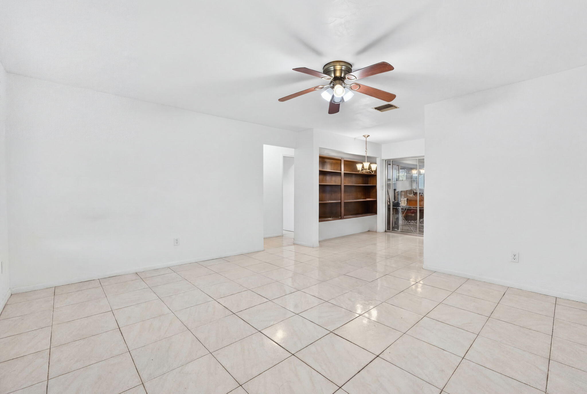 MAINLANDS OF TAMARAC LAKES - Residential