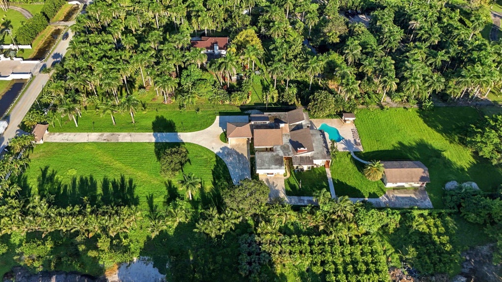 Photo of 13400 STIRLING Road, Southwest Ranches, FL 33330 (MLS # B26086705)