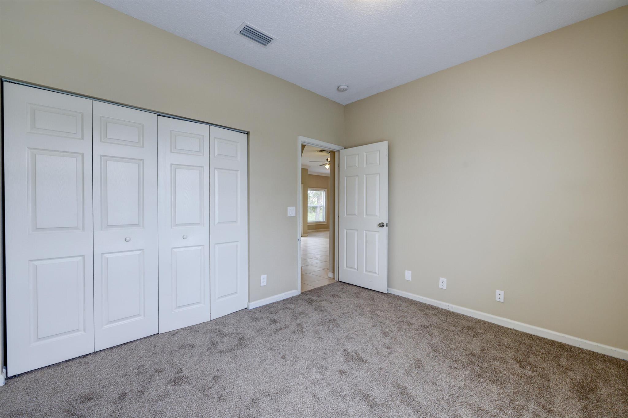 PORT ST LUCIE SECTION 4 - Residential