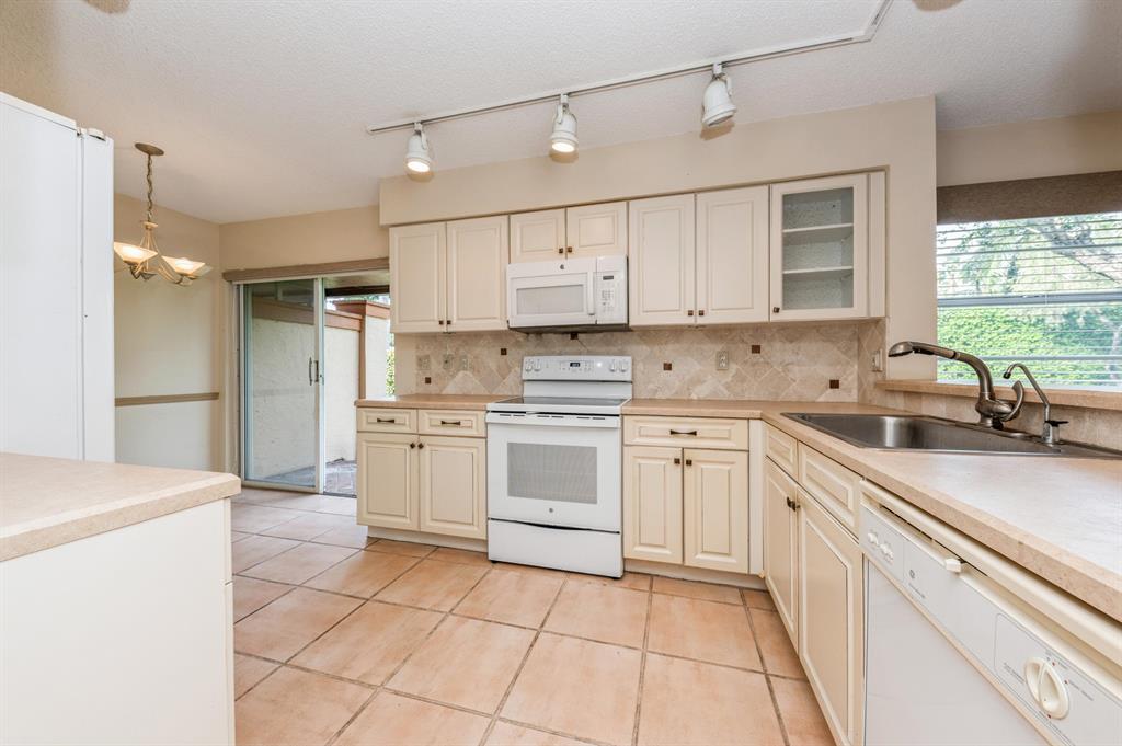 PALM ISLES I, II AND III CONDOS - Residential