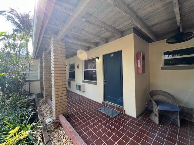 PALM BEACH SHORES - Residential Lease