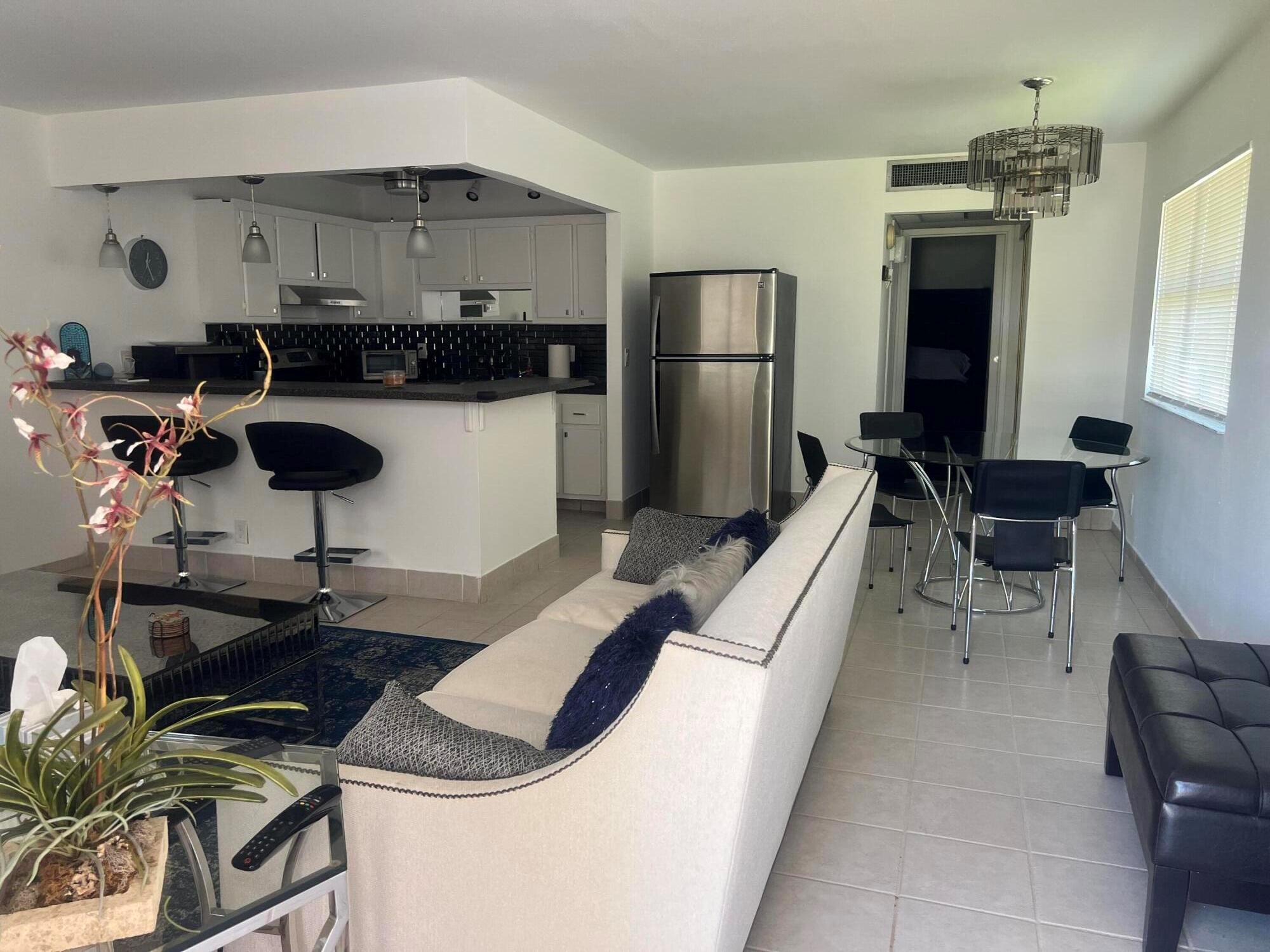 KINGS POINT - Residential