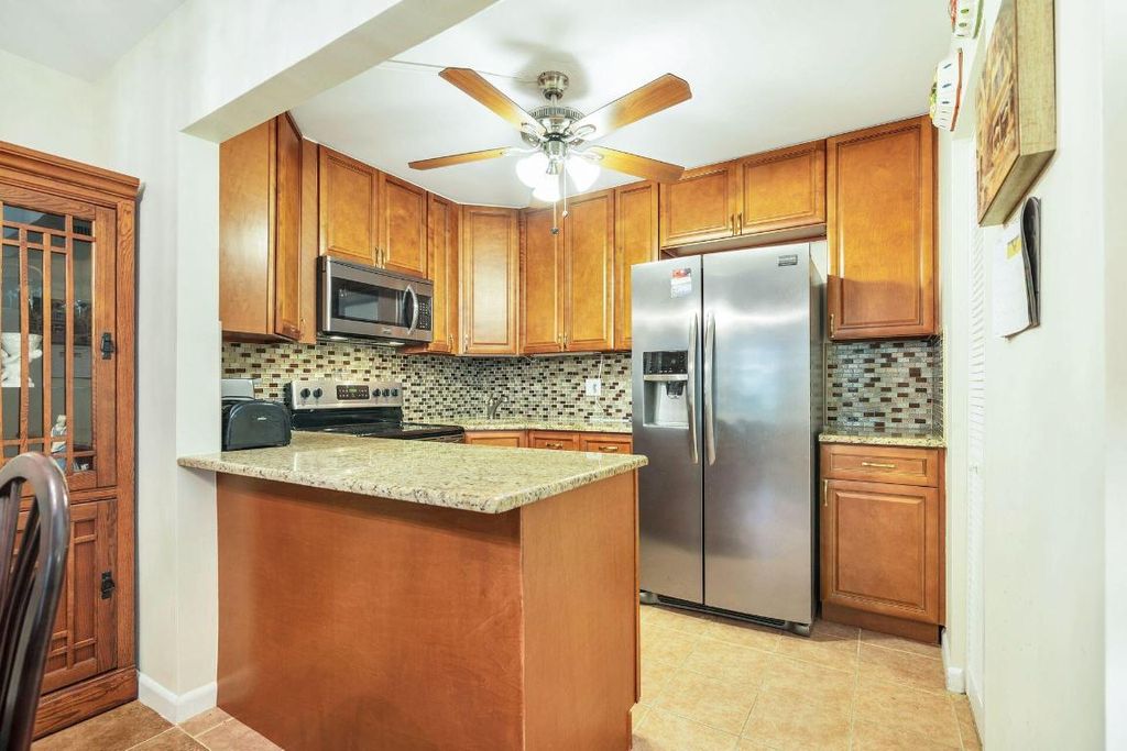 Photo of 308 Pine Ridge Circle #B-1, Greenacres, FL 33463 (MLS # R10944910)