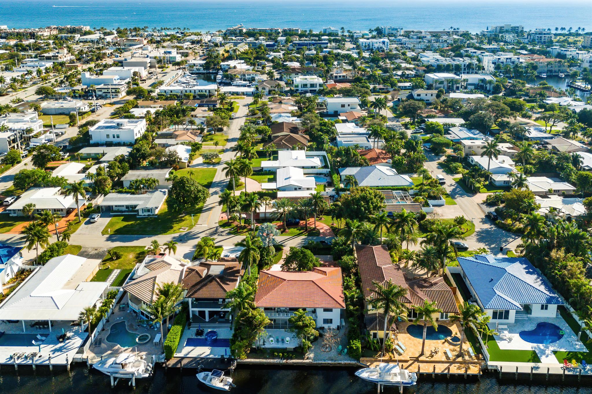 SILVER SHORES SUB TRACT - Residential