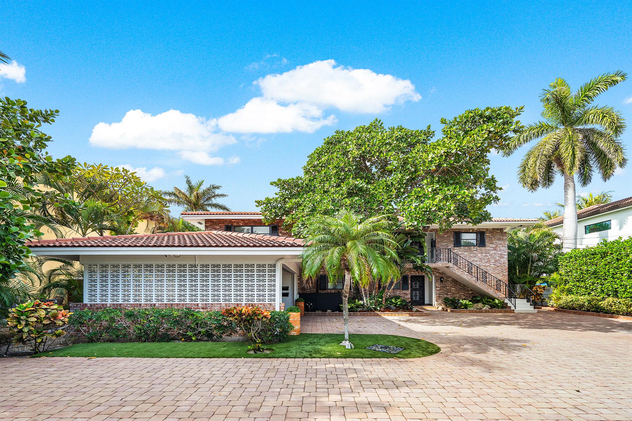 SILVER SHORES SUB TRACT - Residential