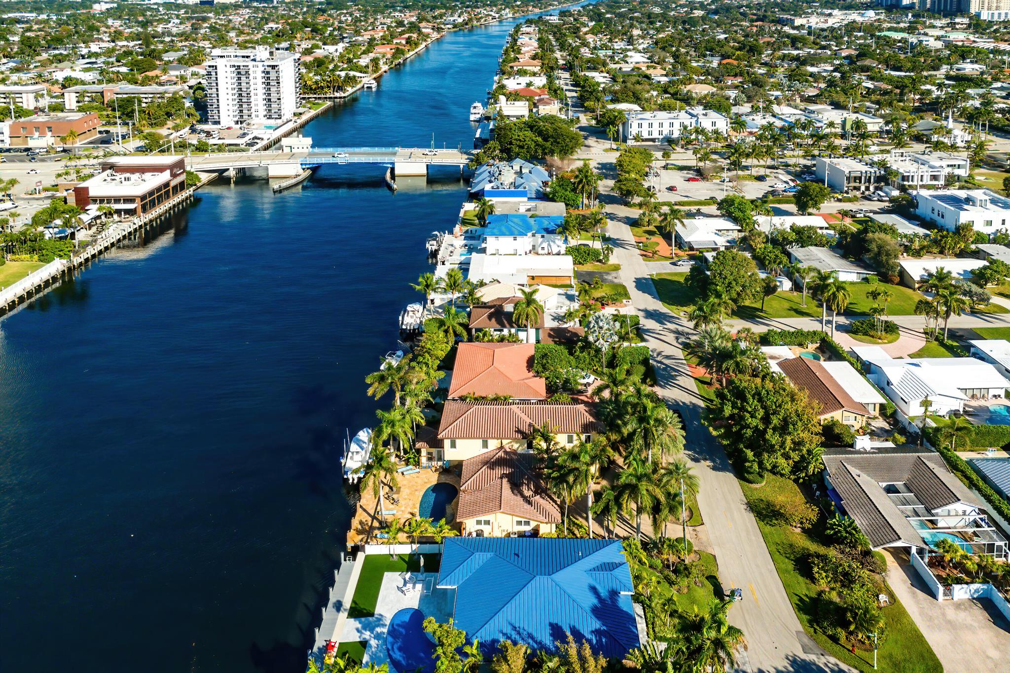 SILVER SHORES SUB TRACT - Residential