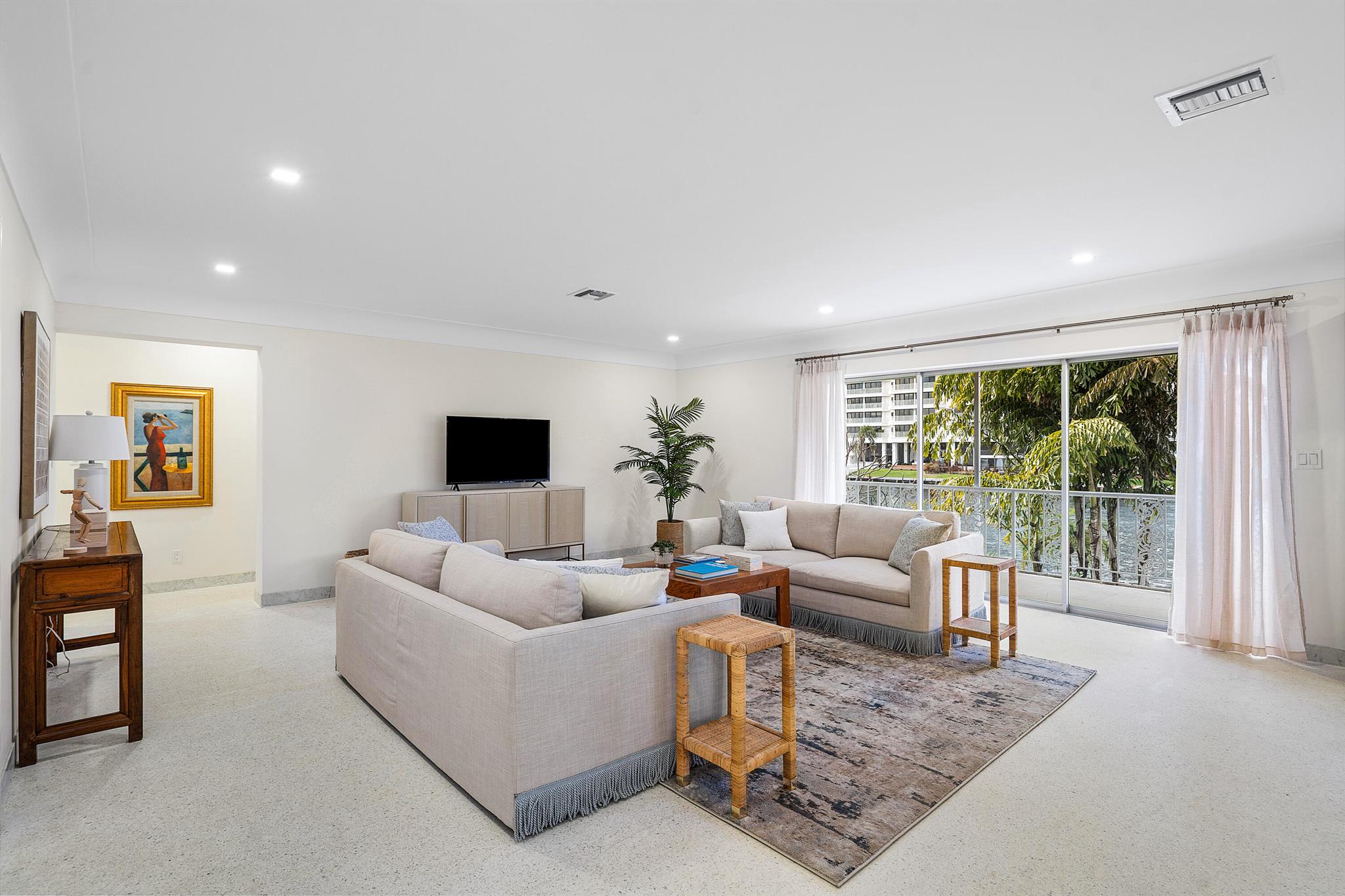 SILVER SHORES SUB TRACT - Residential