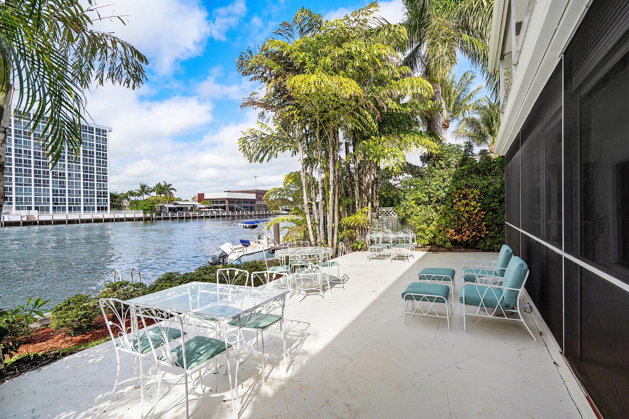 SILVER SHORES SUB TRACT - Residential