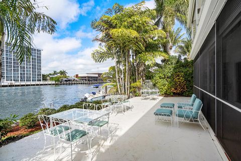 A home in Lauderdale By The Sea