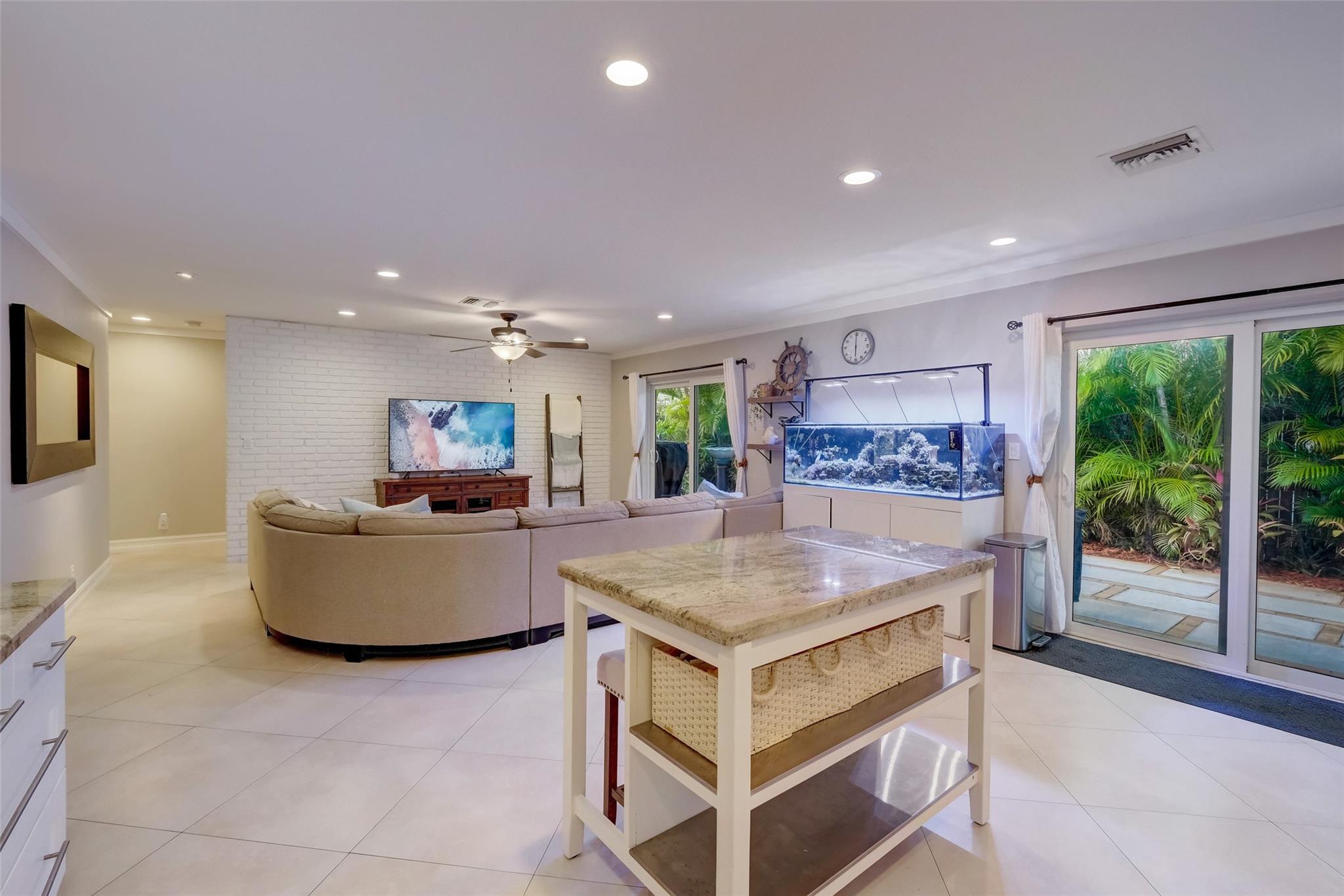 AMBASSADOR PARK - Residential