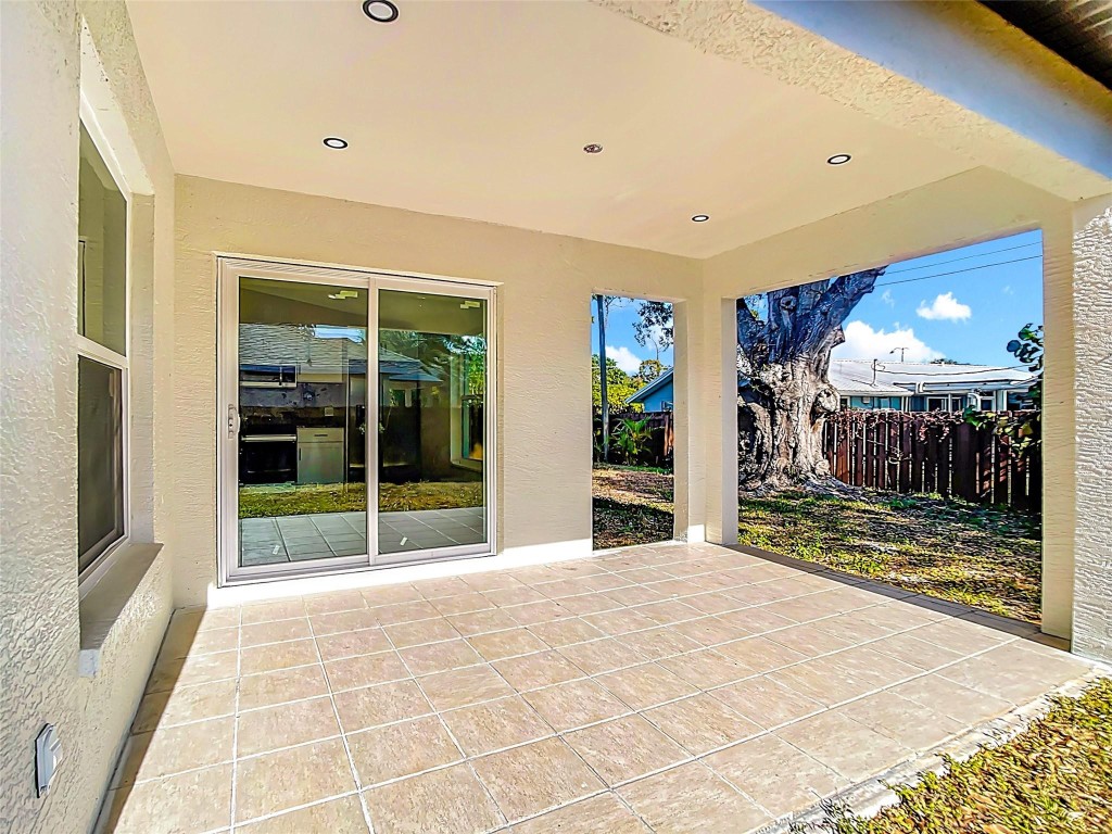 SOUTH VENICE UNIT 57 - Residential