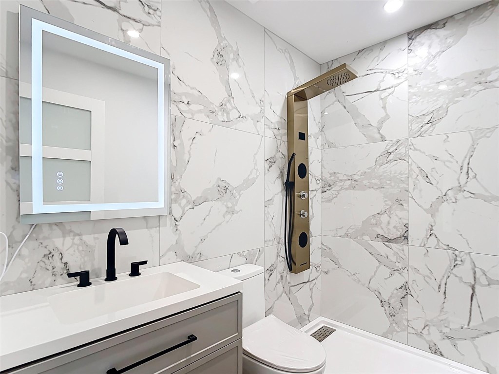 SOUTH VENICE UNIT 57 - Residential