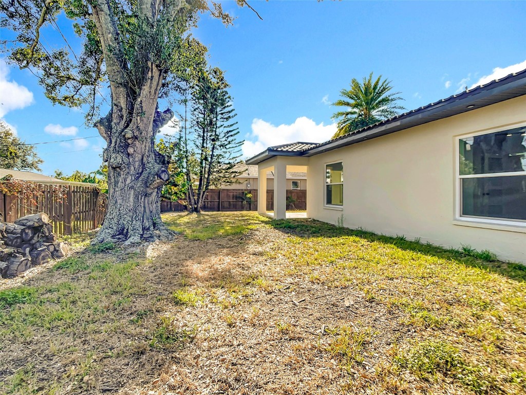 SOUTH VENICE UNIT 57 - Residential