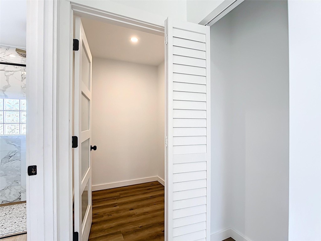 SOUTH VENICE UNIT 57 - Residential