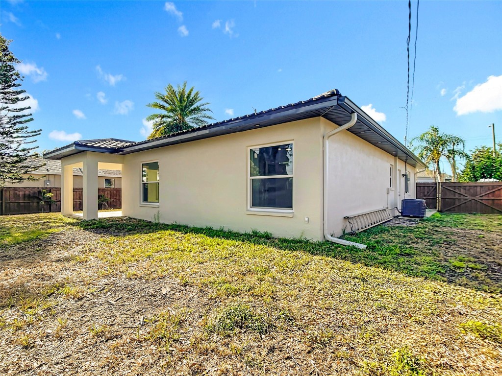 SOUTH VENICE UNIT 57 - Residential