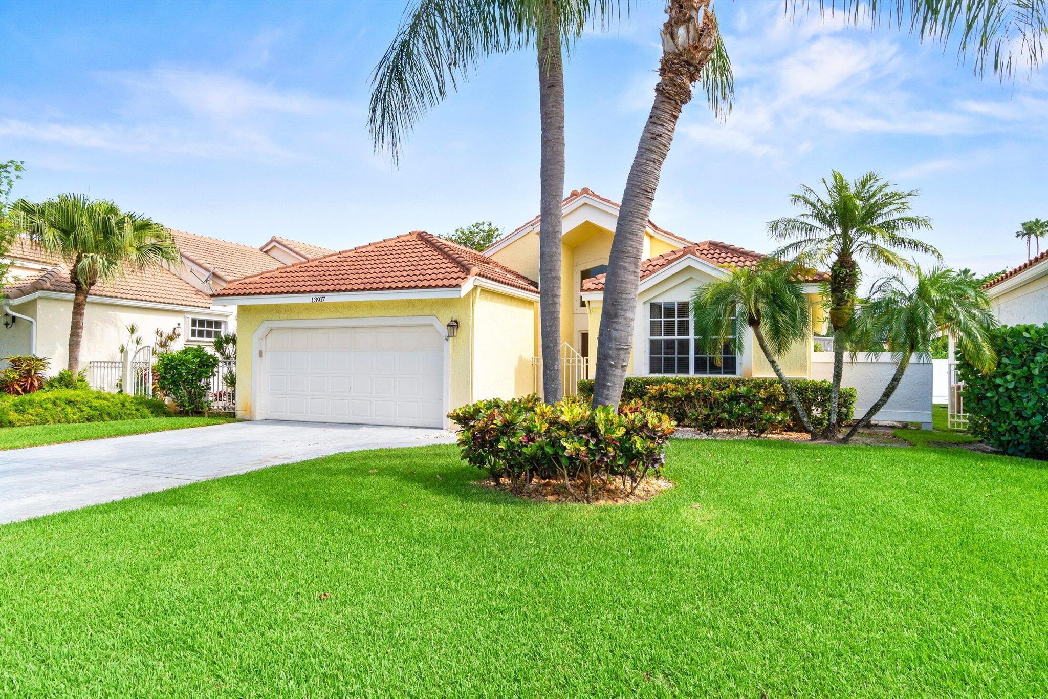 Charming Single-Family Home in Eastpointe Country Club - Incredible Value!Welcome to this light-filled 2-bedroom, 2-bath home with a versatile den -- perfect as a home office, guest space, or cozy retreat. Located just moments from The Pointe lifestyle center and the North Gate off Donald Ross Road, this home offers unbeatable convenience in one of Palm Beach Gardens' most desirable gated golf communities.Step inside to discover soaring ceilings, a spacious open layout, and granite countertops in both the kitchen and bathrooms. Enjoy the privacy and ease of a full driveway and a 1.5-car garage -- a rare find at this price point!Eastpointe offers 24-hour security, two Fazio-designed championship golf courses, tennis, pickleball, and the newly opened Pointe Club featuring a...