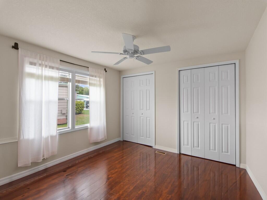 Pinelake Village - Residential