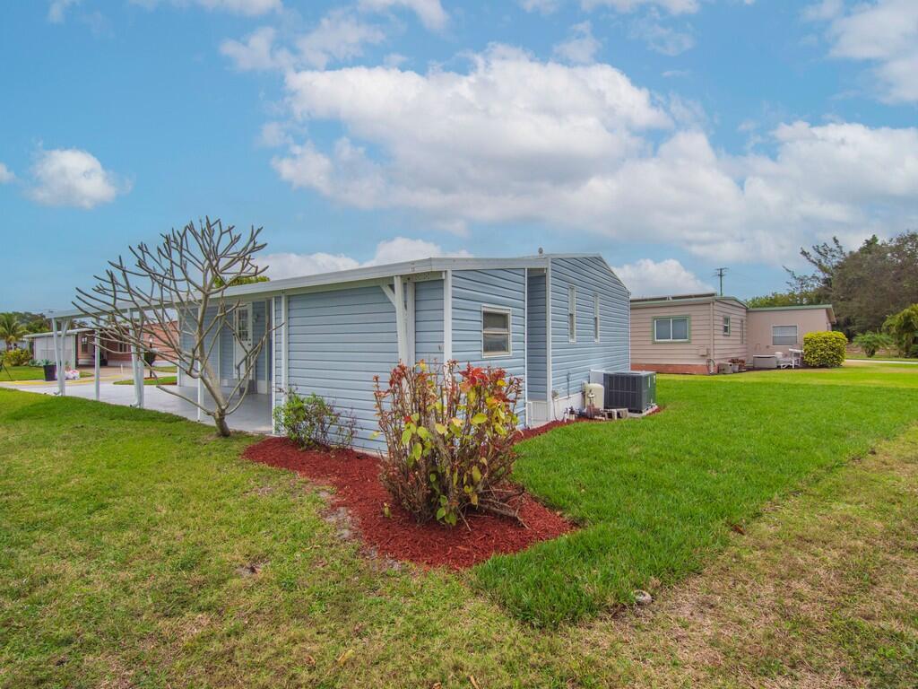 Pinelake Village - Residential