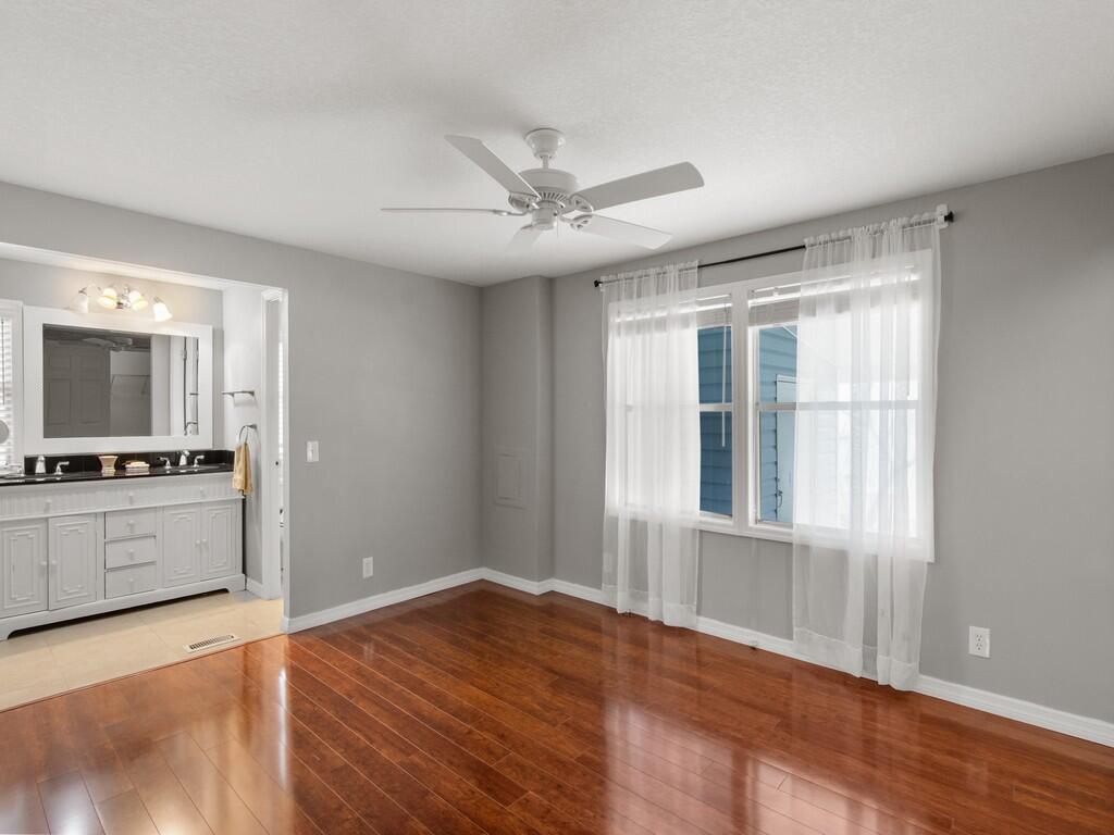 Pinelake Village - Residential