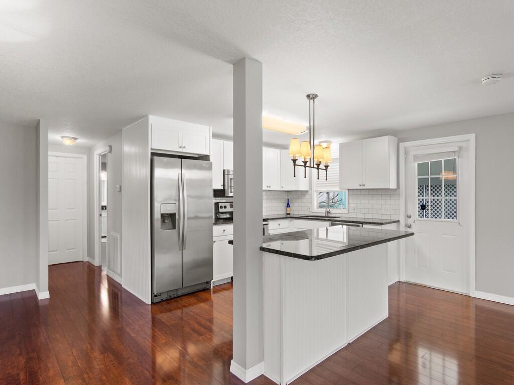 Pinelake Village - Residential