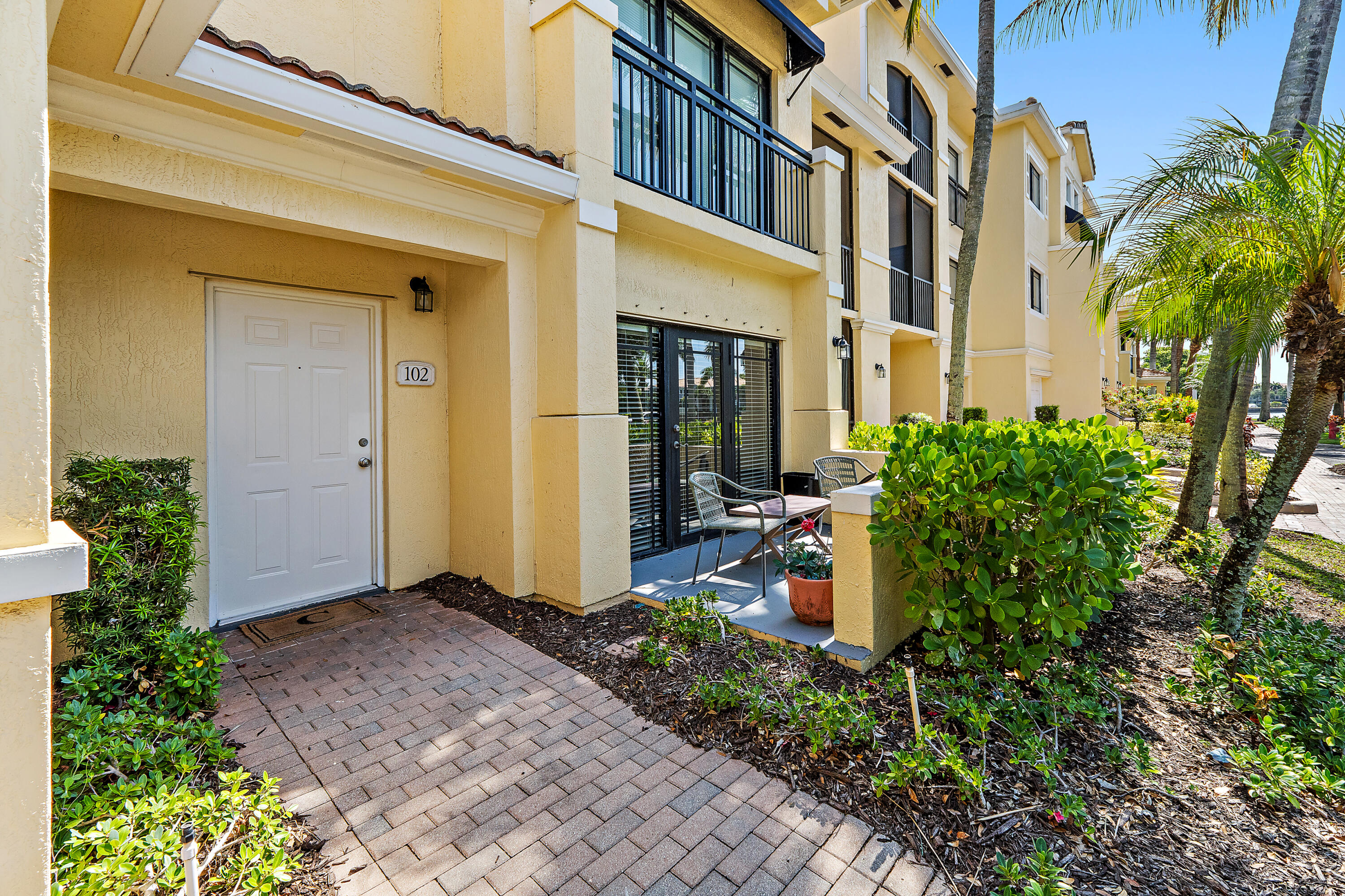 2915 Tuscany Court 102