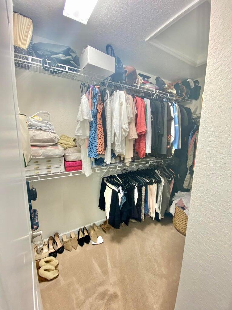 Colony Reserve at Lake Wo - Residential Lease