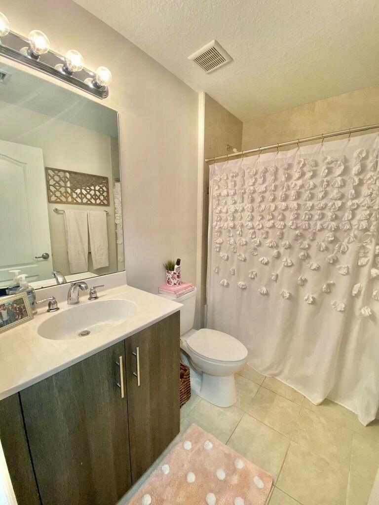 Colony Reserve at Lake Wo - Residential Lease