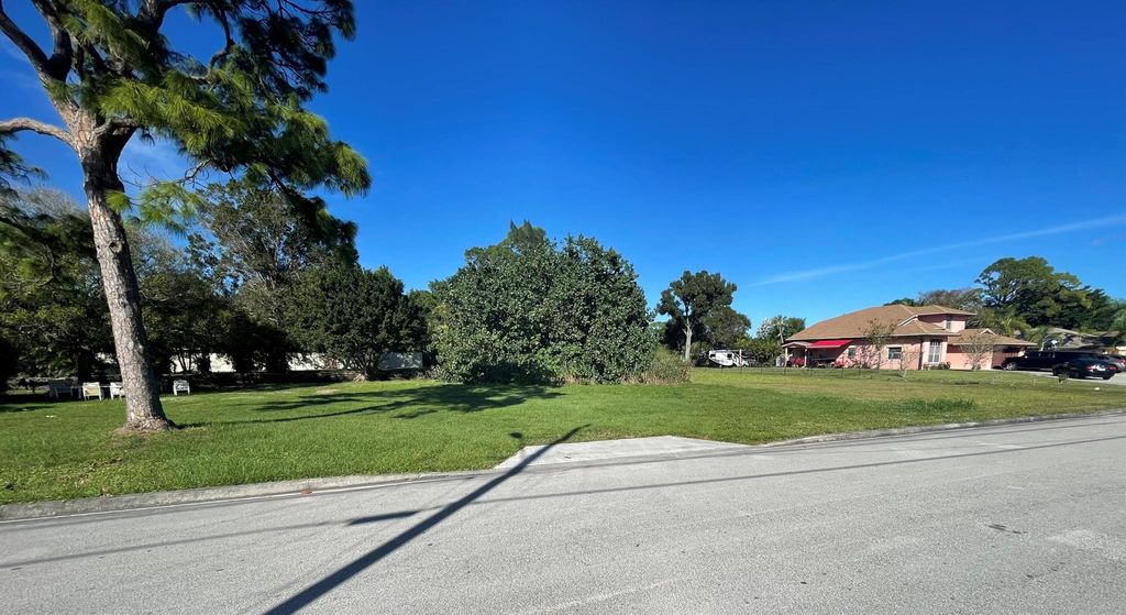 Photo of 6967 3rd Street, Jupiter, FL 33458 (MLS # R10848794)