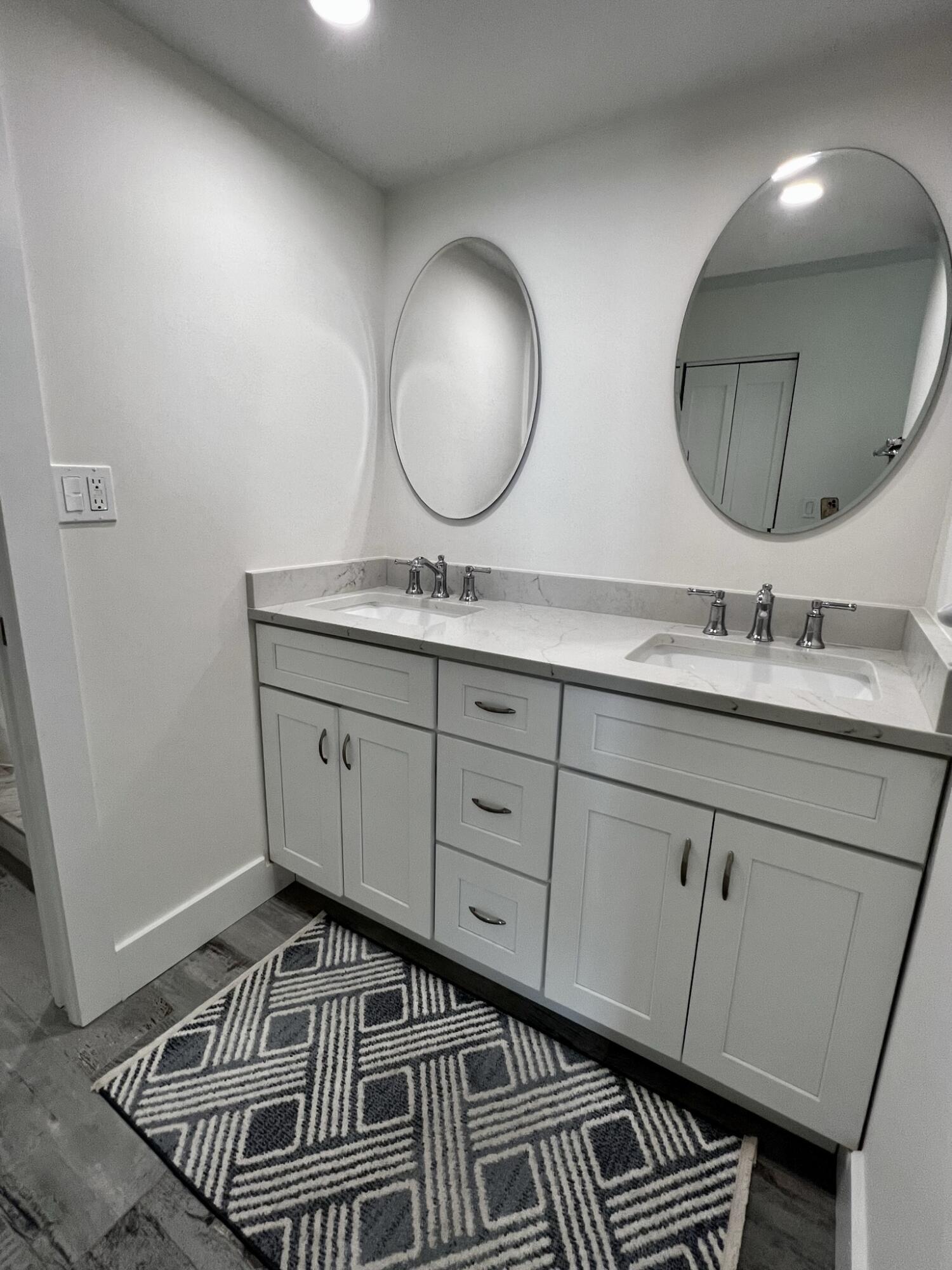 OCEAN TRAIL CONDO III - Residential Lease