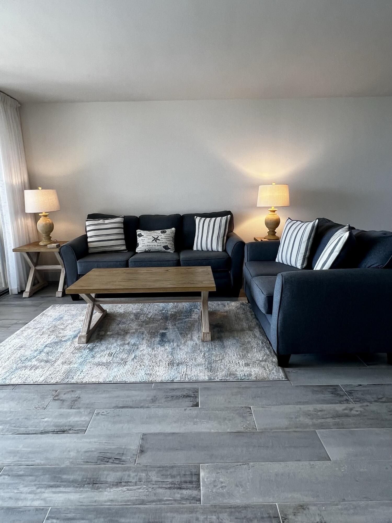 OCEAN TRAIL CONDO III - Residential Lease
