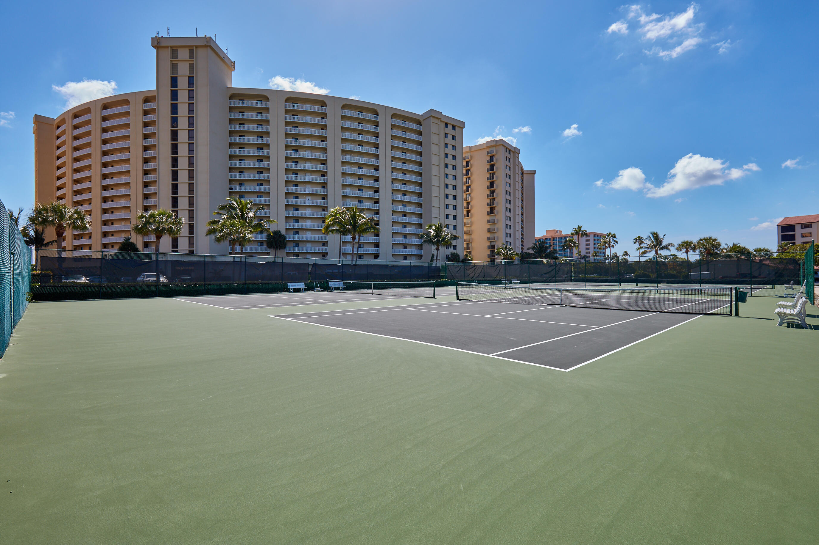 OCEAN TRAIL CONDO III - Residential Lease