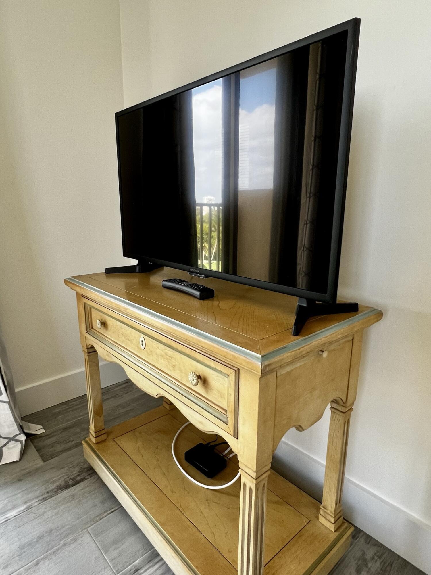 OCEAN TRAIL CONDO III - Residential Lease