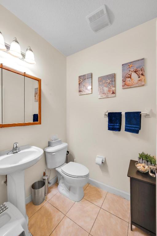 RIVER OAKS - Residential