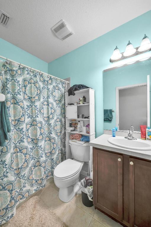 RIVER OAKS - Residential