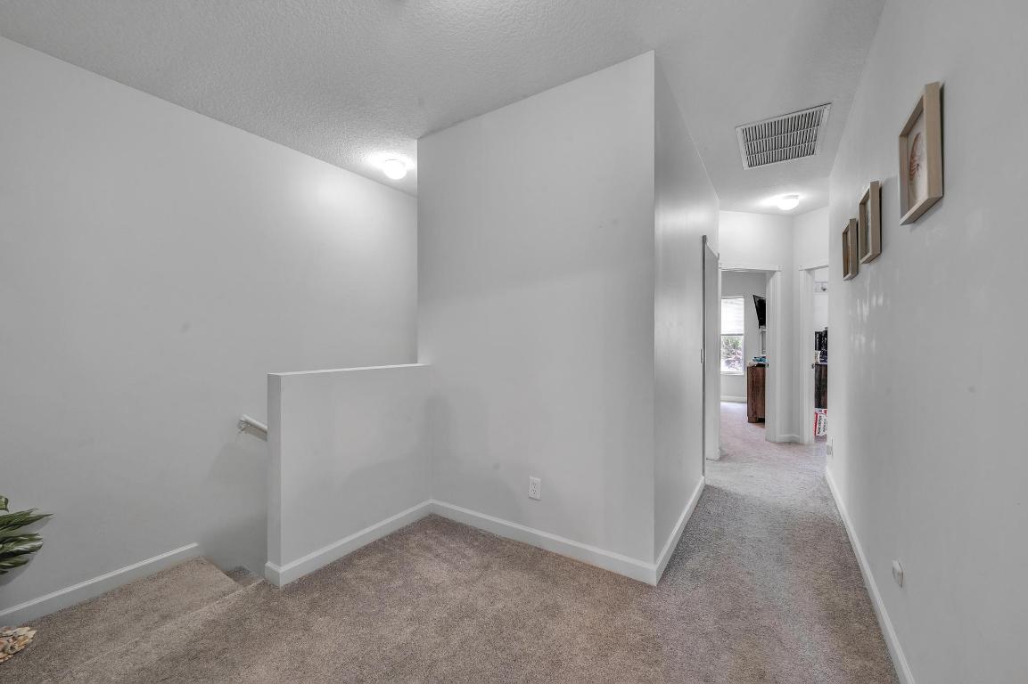 RIVER OAKS - Residential