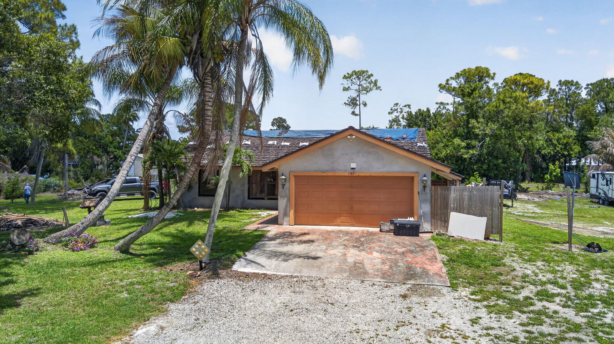 ACREAGE & UNREL - Residential