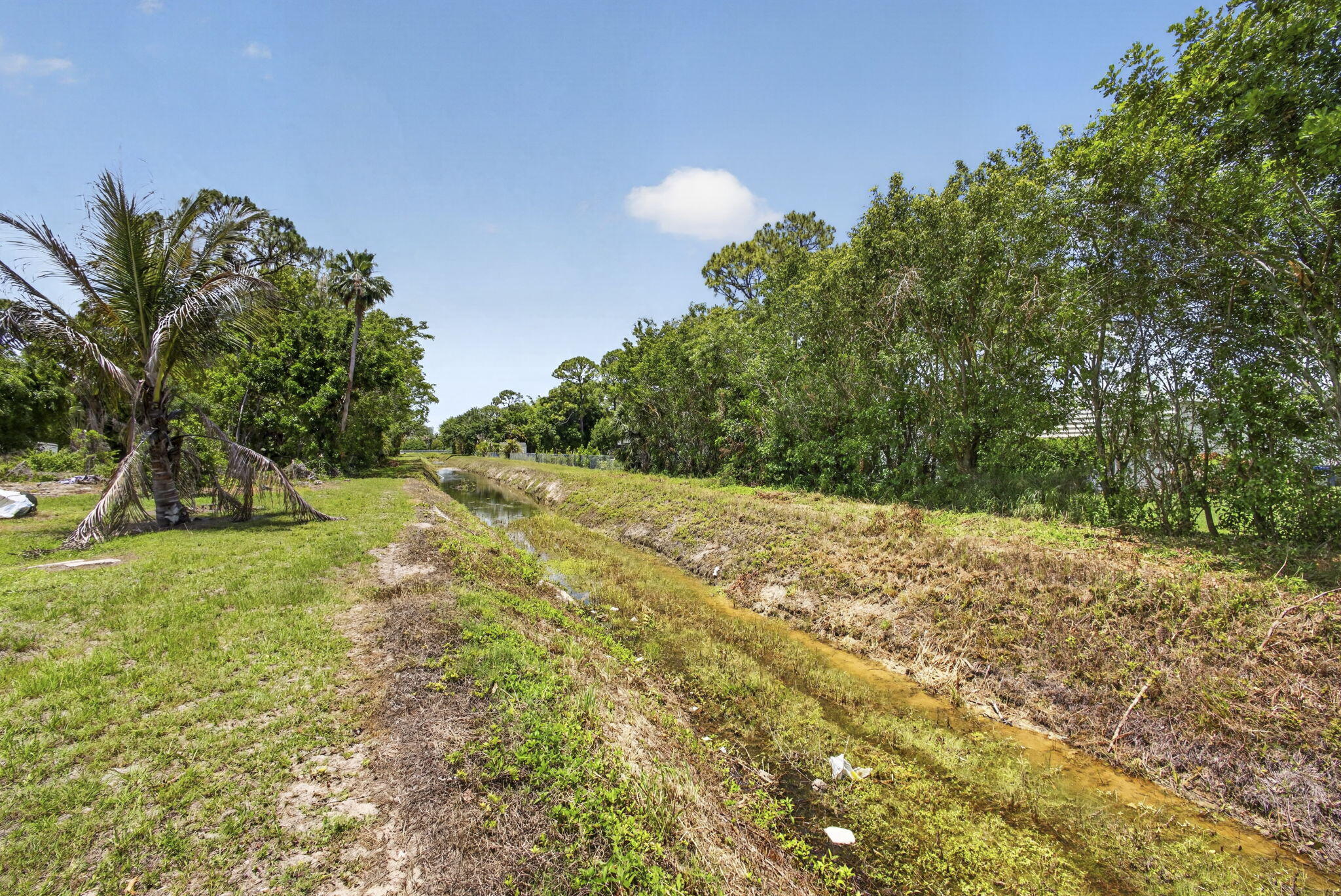ACREAGE & UNREL - Residential
