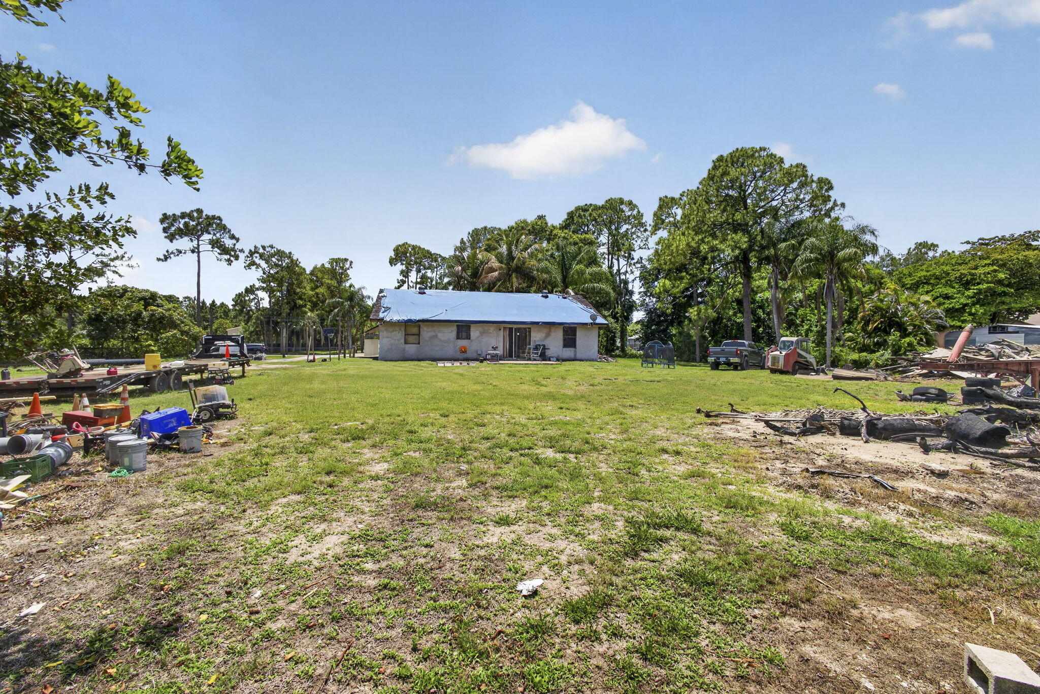 ACREAGE & UNREL - Residential