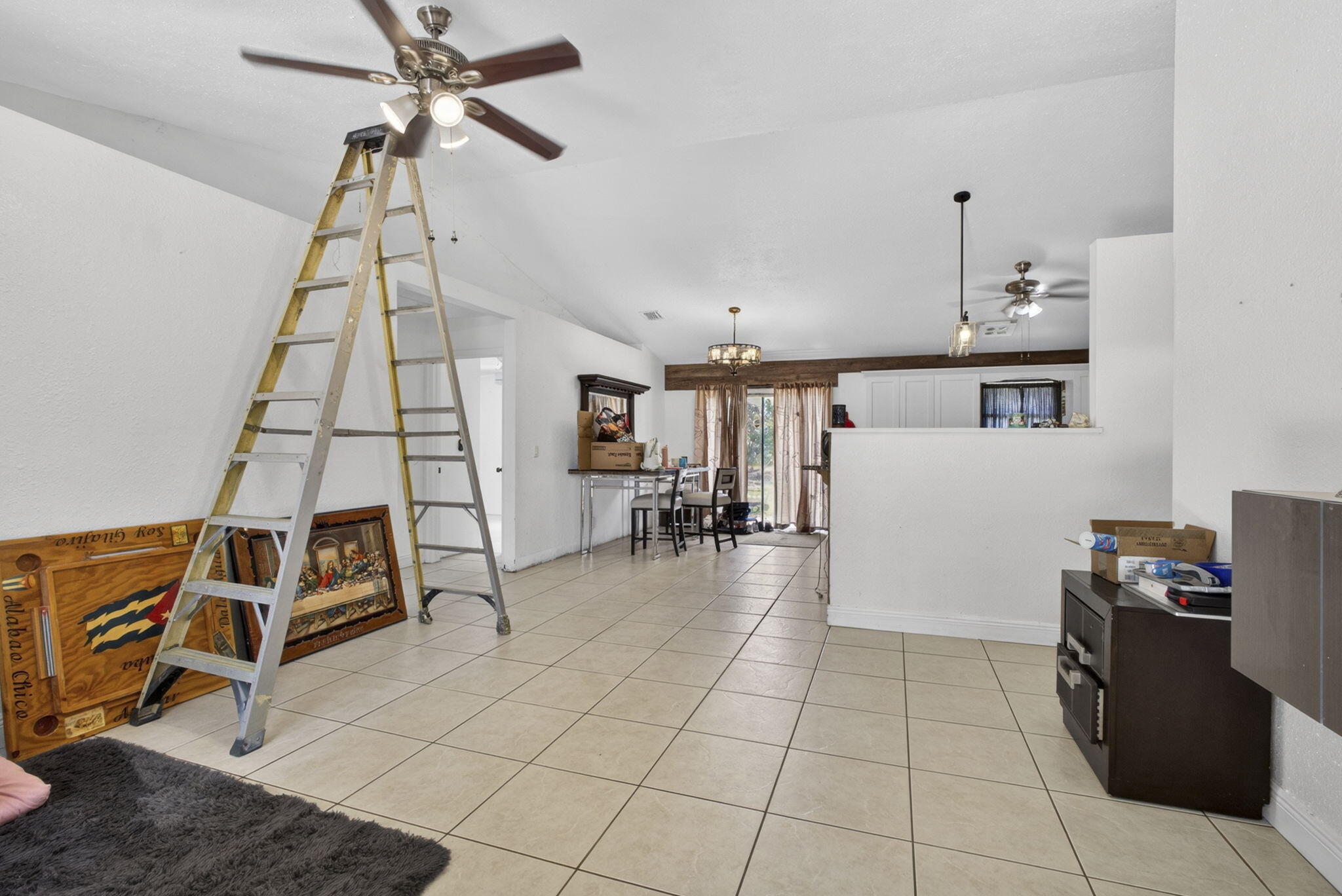 ACREAGE & UNREL - Residential
