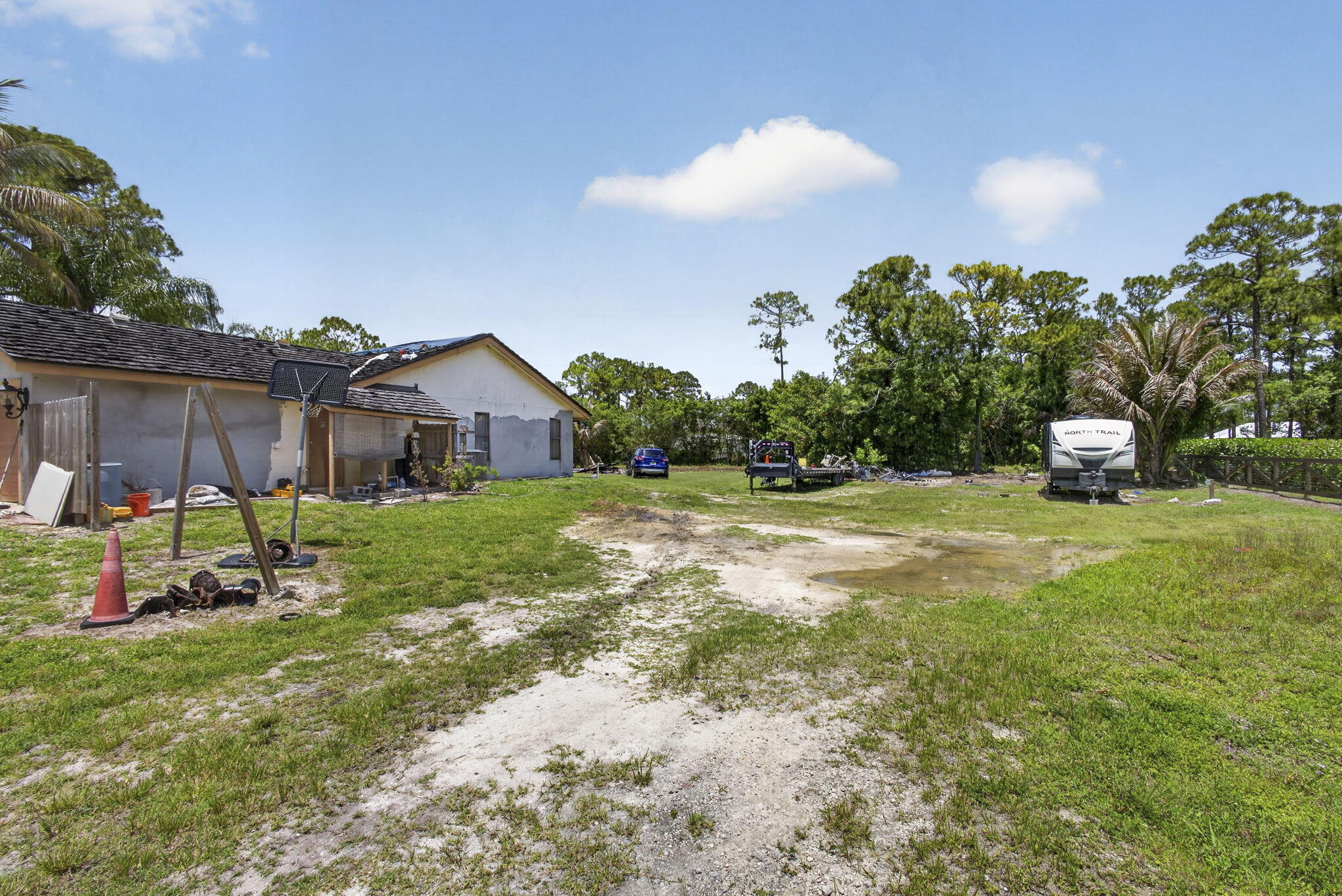 ACREAGE & UNREL - Residential