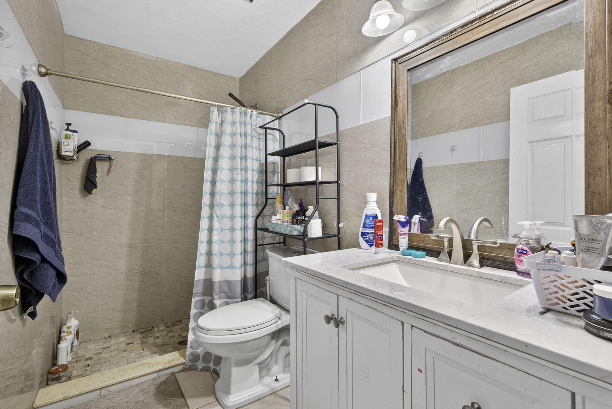 ACREAGE & UNREL - Residential