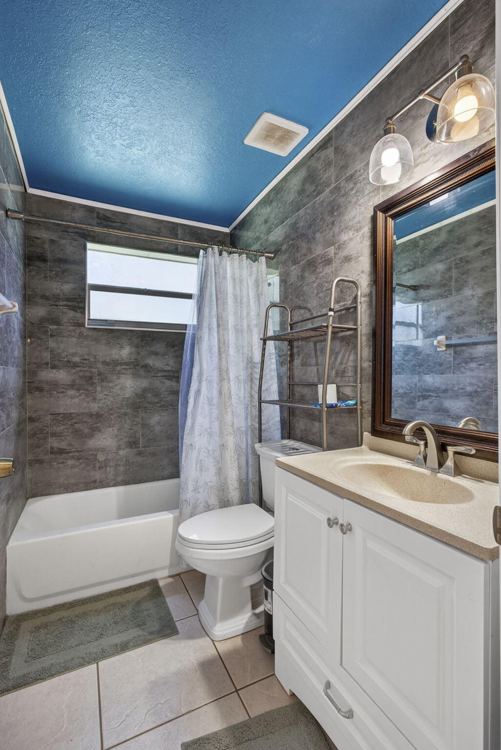 ACREAGE & UNREL - Residential