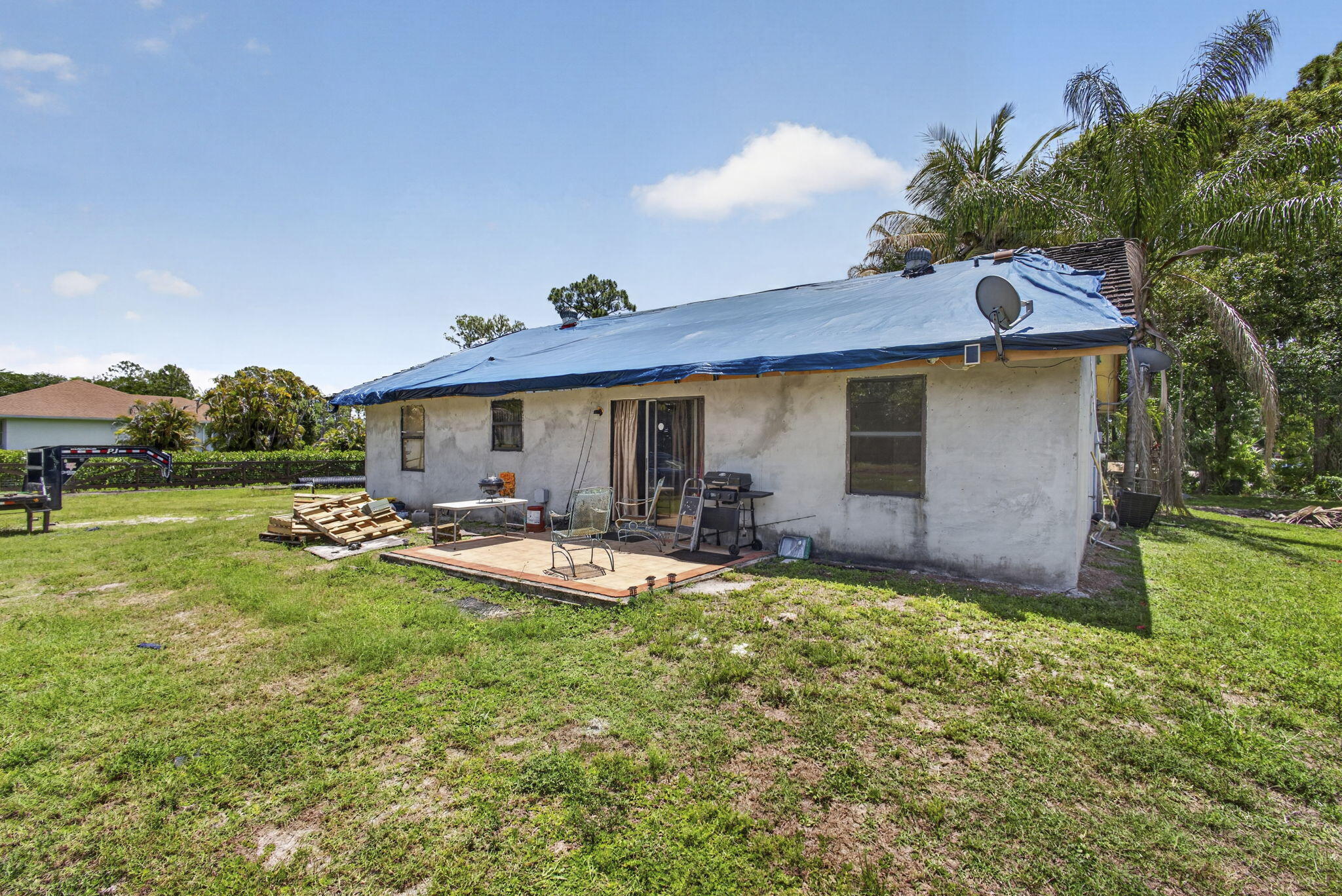 ACREAGE & UNREL - Residential